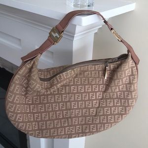 Fendi pink shoulder purse / bag